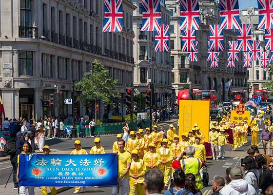 伦敦举行游行 欢庆世界法轮大法日