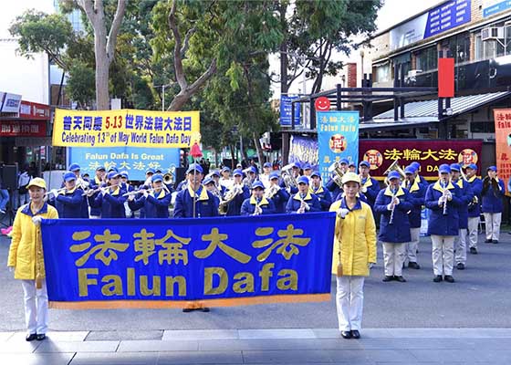 澳洲议员：法轮大法团体是澳洲楷模