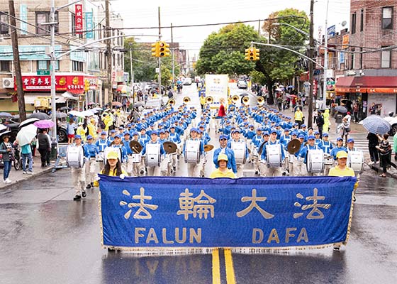 法轮功纽约布鲁克林游行 中西民众盛赞